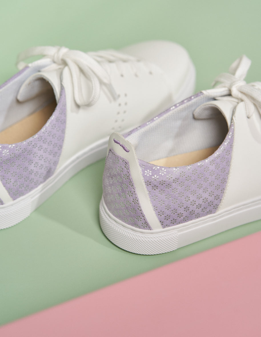 Baskets basses Renée - Cuir blanc et suède floral lilas