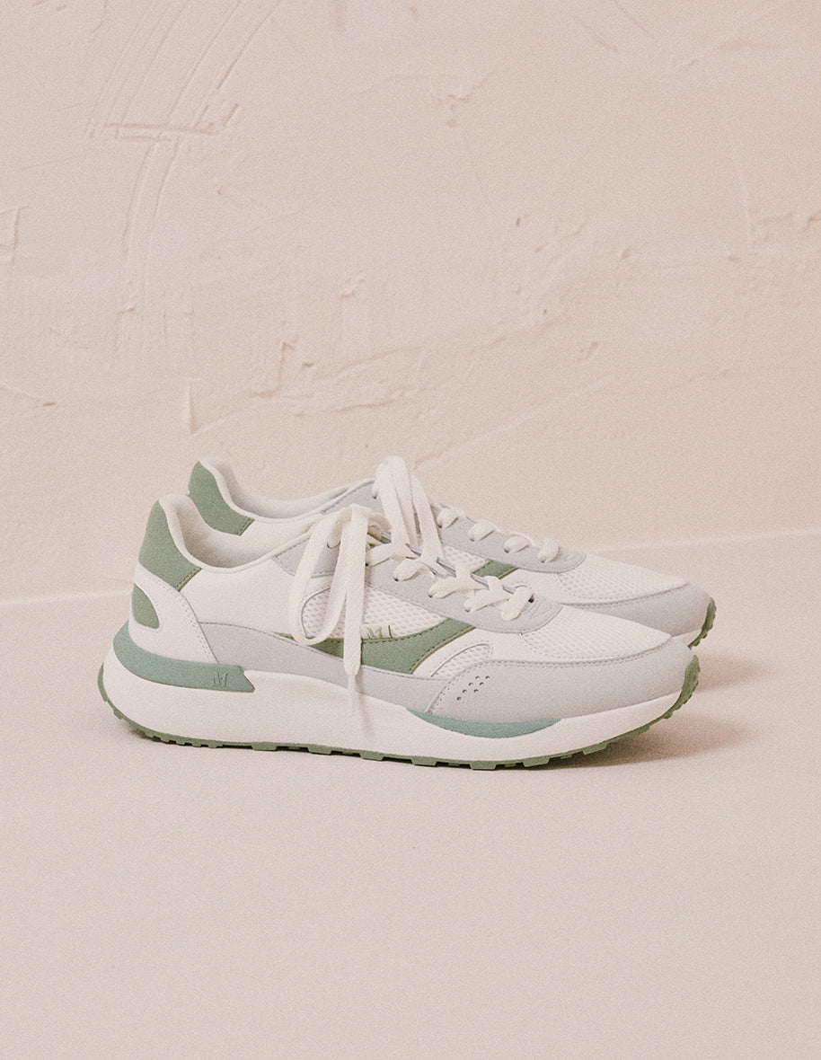 Baskets basses Anael - Cuir recyclé et suède vegan blanc sauge